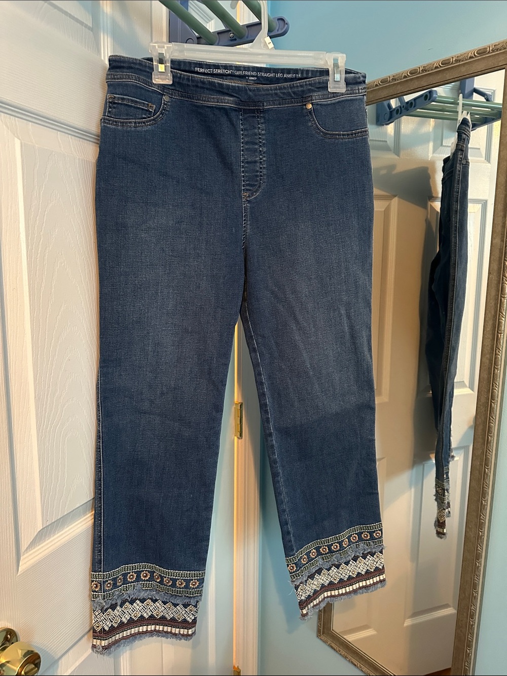Chico's Dark Blue Girlfriend Straight Leg Ankle Jeans